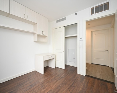 144-27 Sanford Avenue - Photo Thumbnail 13