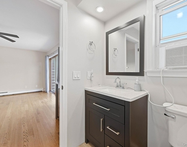 3 Teneyck Avenue - Photo Thumbnail 21