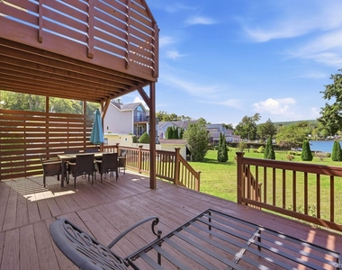 3 Teneyck Avenue - Photo Thumbnail 32