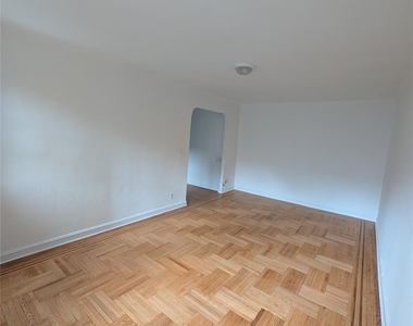 80-09 35th Avenue - Photo Thumbnail 5