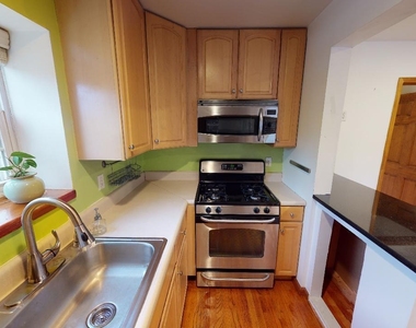 67-08 Exeter Street - Photo Thumbnail 9
