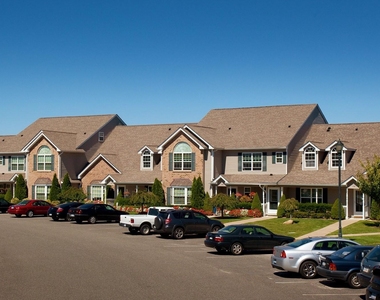 11 Pineview Lane - Photo Thumbnail 2