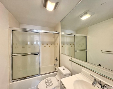100 Cuttermill Road - Photo Thumbnail 7