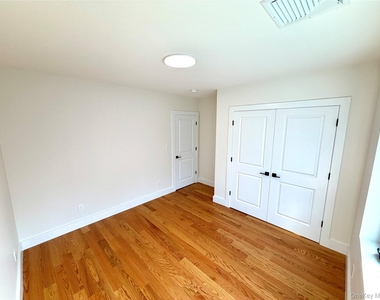 44 New Avenue - Photo Thumbnail 11