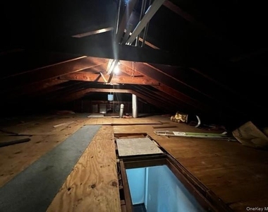 180 Elmwood Street - Photo Thumbnail 10