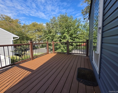 25 Ripley Drive - Photo Thumbnail 2