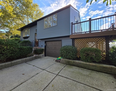 25 Ripley Drive - Photo Thumbnail 1