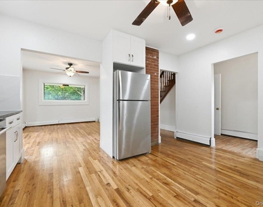 42 Chestnut Street - Photo Thumbnail 7