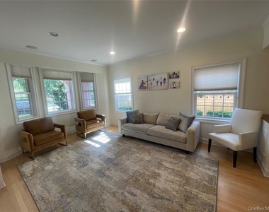 15 W Penn Street - Photo Thumbnail 2