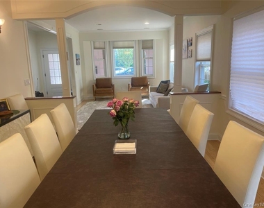 15 W Penn Street - Photo Thumbnail 4