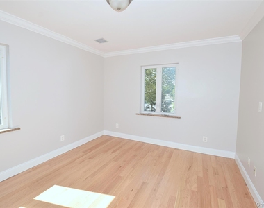 7376 197th Street - Photo Thumbnail 9