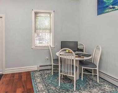 16013 N Conduit Avenue - Photo Thumbnail 3