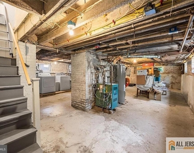 0-1048-105 Prospect Street - Photo Thumbnail 17