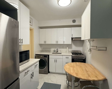 335 W 85th Street - Photo Thumbnail 2