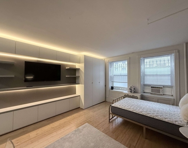 335 W 85th Street - Photo Thumbnail 1