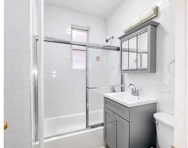 436 Stockholm Street - Photo Thumbnail 8