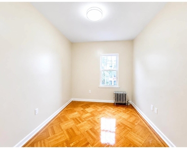 436 Stockholm Street - Photo Thumbnail 10