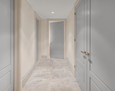21 E 61st Street - Photo Thumbnail 7