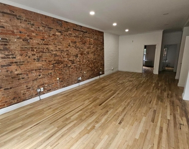 530 Court Street - Photo Thumbnail 1