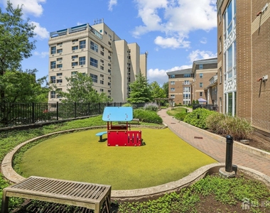 358 Rector Street - Photo Thumbnail 25