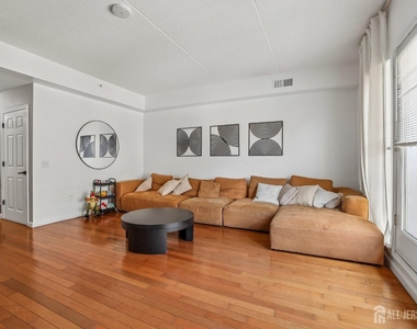 358 Rector Street - Photo Thumbnail 7