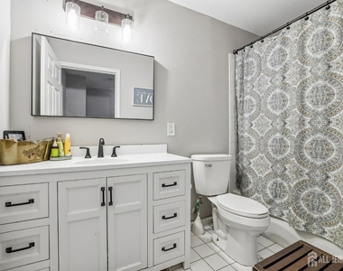 358 Rector Street - Photo Thumbnail 17