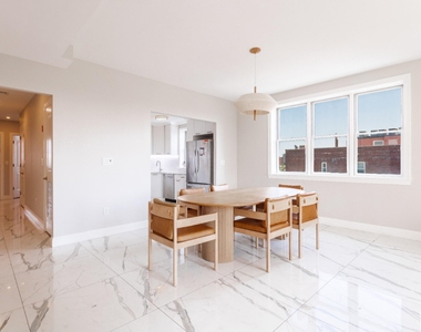543 Brooklyn Avenue - Photo Thumbnail 4