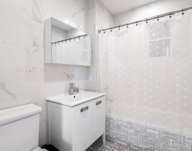 543 Brooklyn Avenue - Photo Thumbnail 6