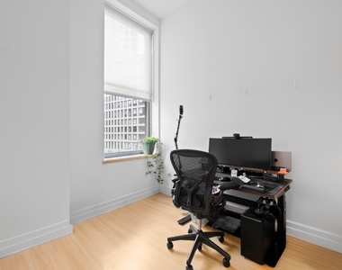 110 Livingston Street - Photo Thumbnail 4