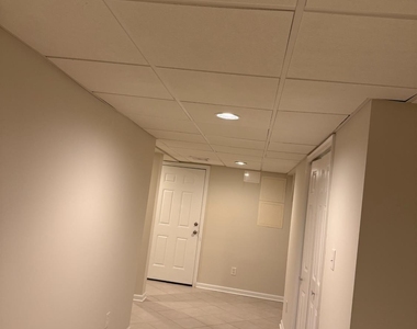 135 Summerhill Road - Photo Thumbnail 42