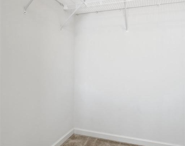 65 Darien Drive - Photo Thumbnail 18
