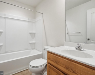 65 Darien Drive - Photo Thumbnail 9
