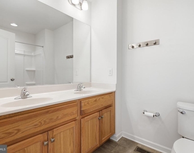 65 Darien Drive - Photo Thumbnail 14