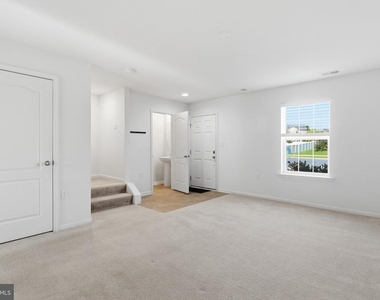 65 Darien Drive - Photo Thumbnail 20