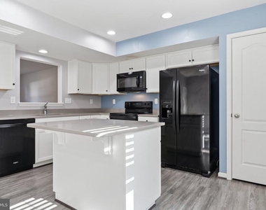 65 Darien Drive - Photo Thumbnail 27