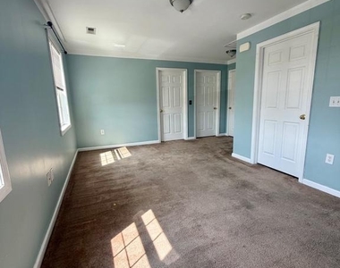 540 Monticello Street - Photo Thumbnail 4