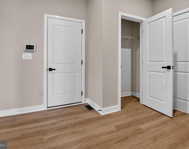 130 Mckittrick Drive - Photo Thumbnail 22