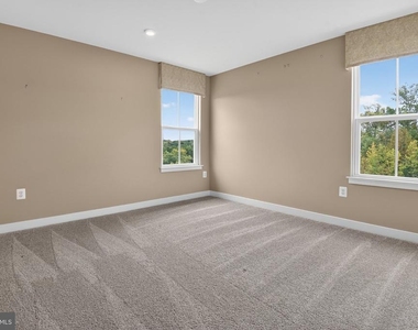 130 Mckittrick Drive - Photo Thumbnail 40