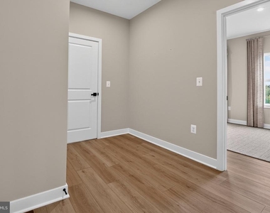 130 Mckittrick Drive - Photo Thumbnail 21