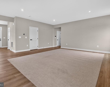 130 Mckittrick Drive - Photo Thumbnail 9