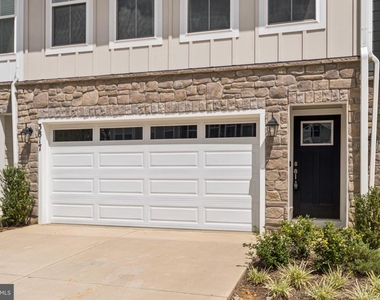 3817 Drayton Court - Photo Thumbnail 2