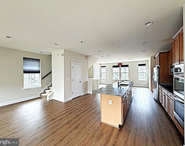 10589 Hinton Way - Photo Thumbnail 17