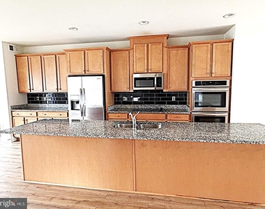 10589 Hinton Way - Photo Thumbnail 28