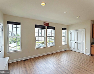 10589 Hinton Way - Photo Thumbnail 27