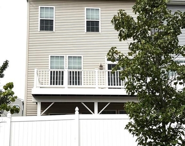 10589 Hinton Way - Photo Thumbnail 10