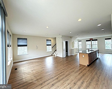 10589 Hinton Way - Photo Thumbnail 20