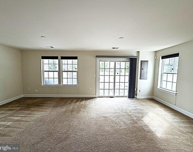 10589 Hinton Way - Photo Thumbnail 62
