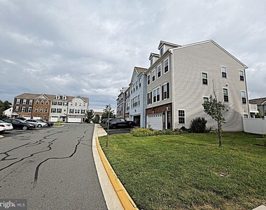 10589 Hinton Way - Photo Thumbnail 73