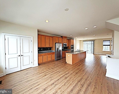 10589 Hinton Way - Photo Thumbnail 26