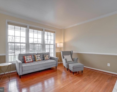 7536 San Diego Court - Photo Thumbnail 16